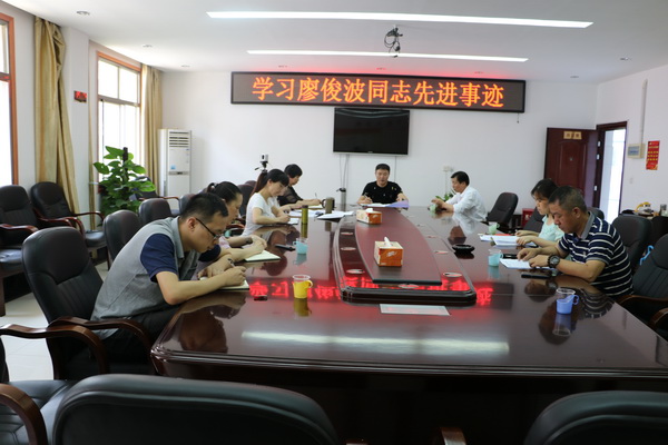 航天學(xué)校：學(xué)先進(jìn) 強(qiáng)黨性 促發(fā)展